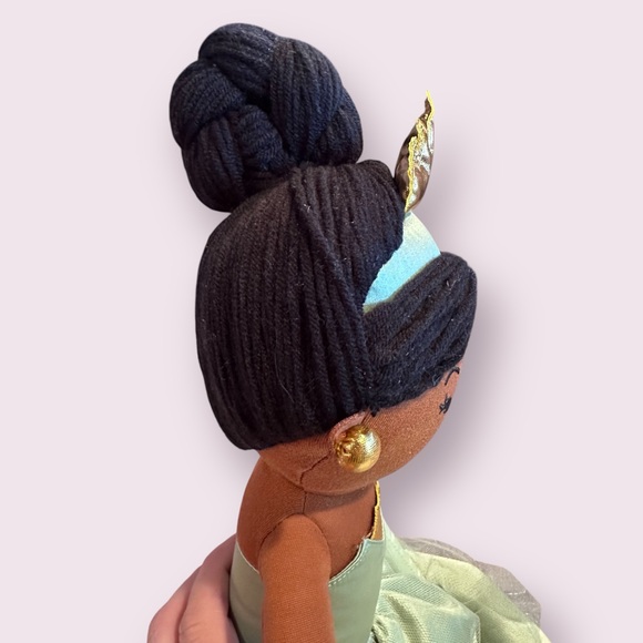 NWT Disney Pillowfort Tiana Princess And The Frog Throw Pillow Doll Toy 20" - Picture 6 of 10